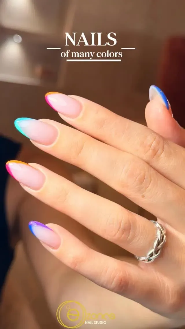 Regenboog french tips